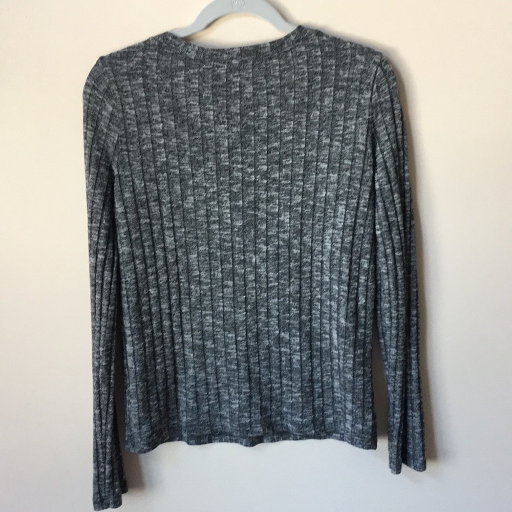 Soft, ribbed long sleeve tee. Staple piece! - Picture 5 of 5